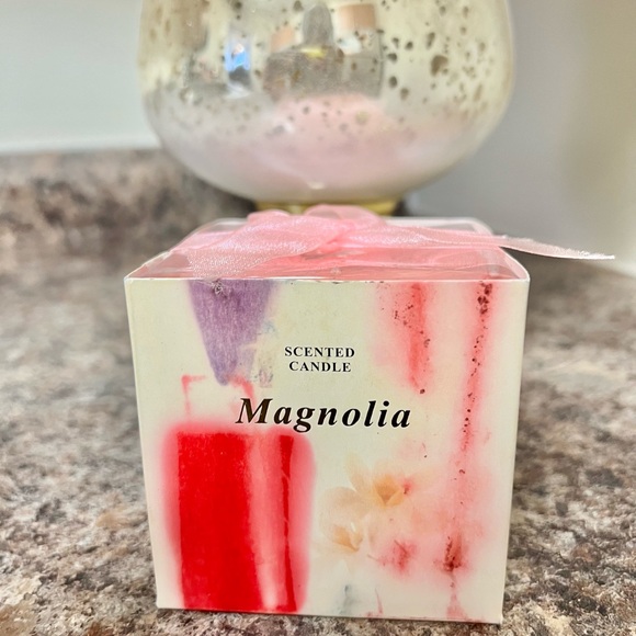 NIB Magnolia Scented Pillar Candle - Picture 2 of 6